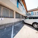 Sofia Crown Life Apartment