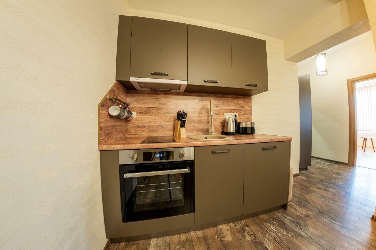 Crown Life Apartment