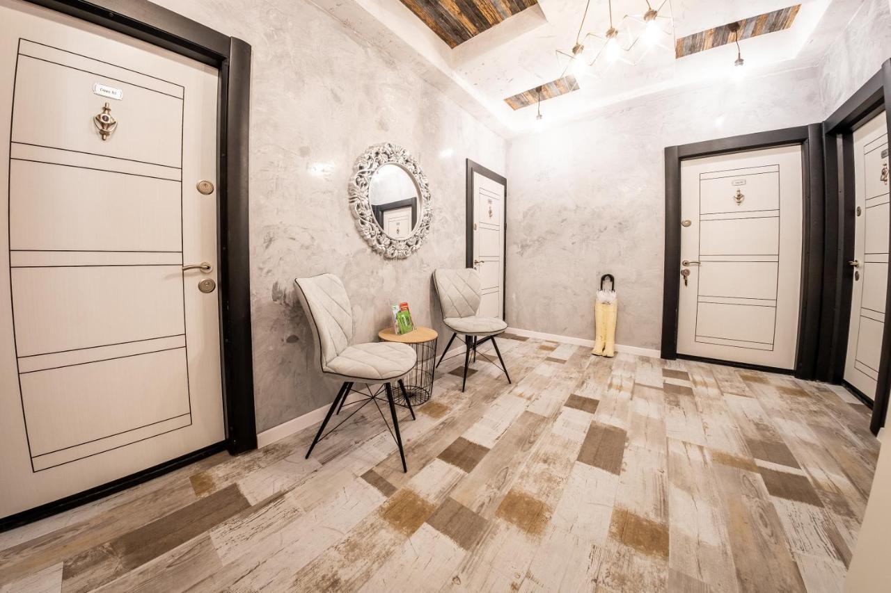 Crown Life Apartment *